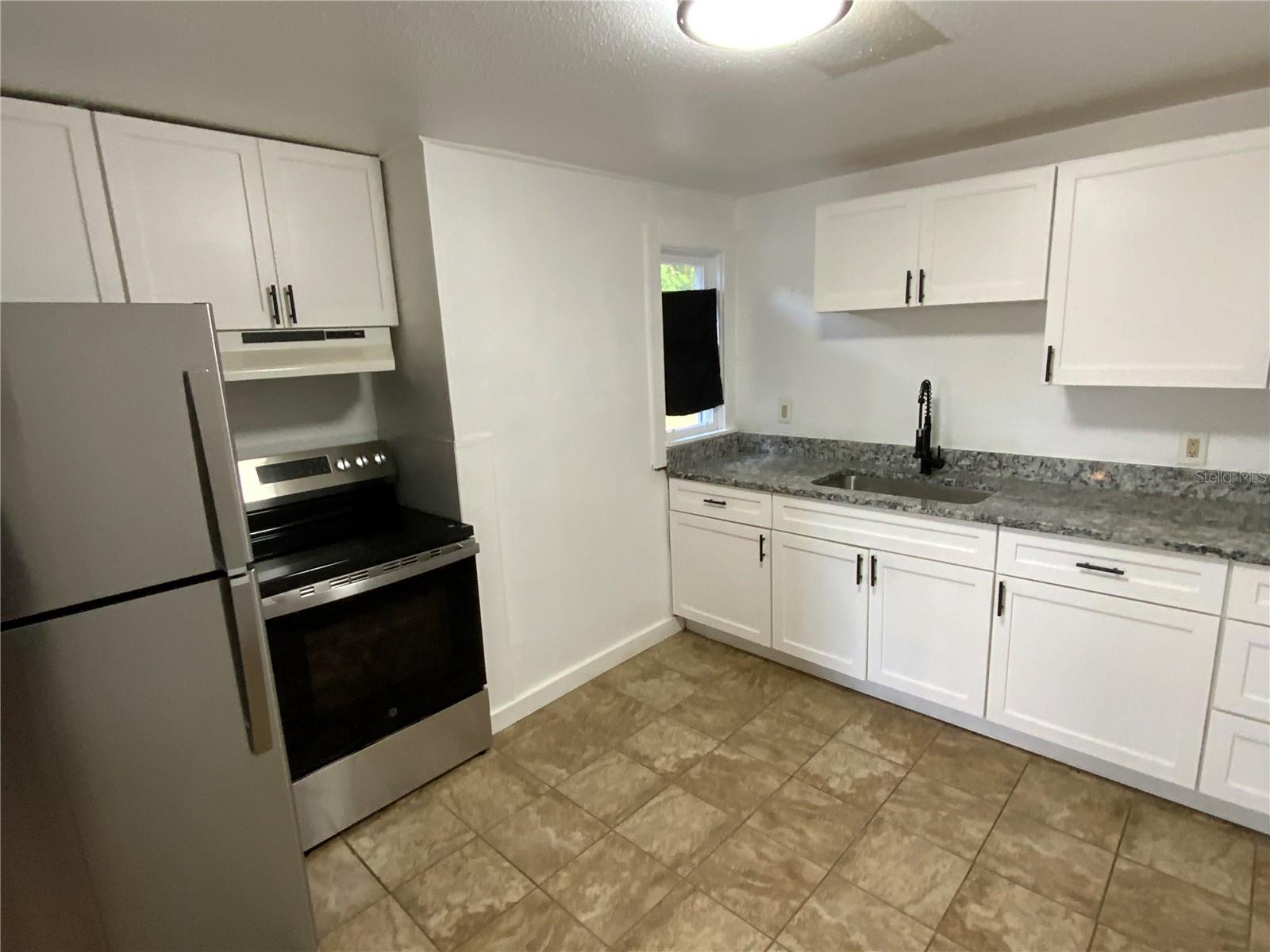 Image 8 of 14 For 6401 31st Street N 3