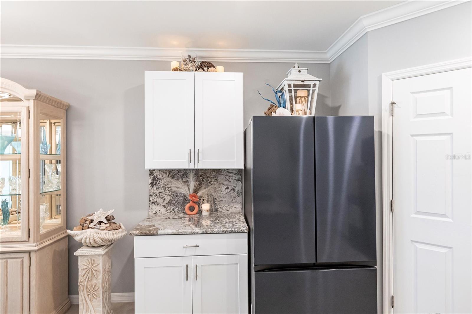 Image 17 of 60 For 25317 Lenox Circle