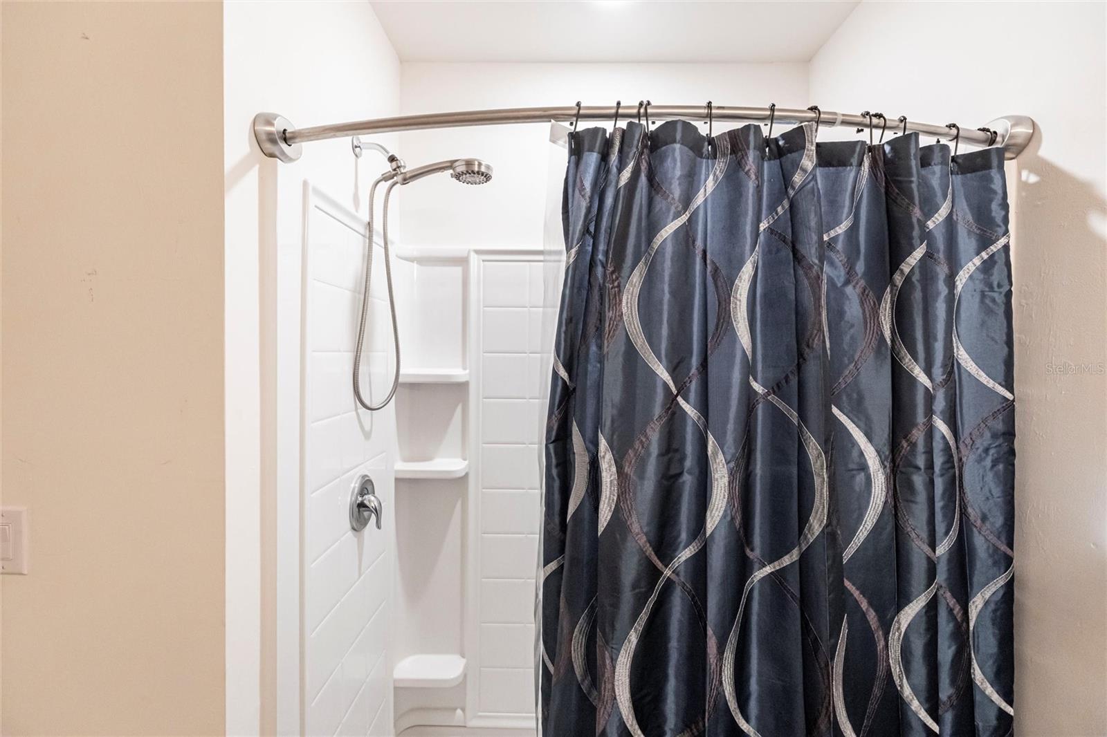 Image 26 of 60 For 25317 Lenox Circle