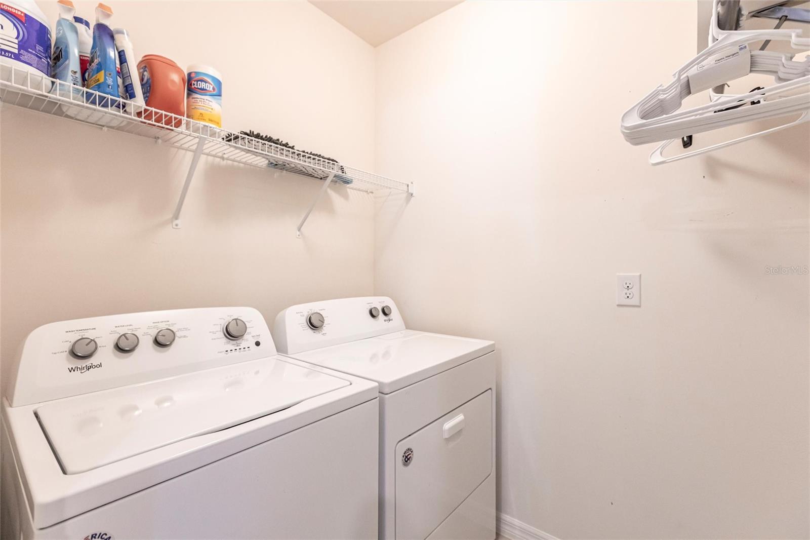 Image 37 of 60 For 25317 Lenox Circle