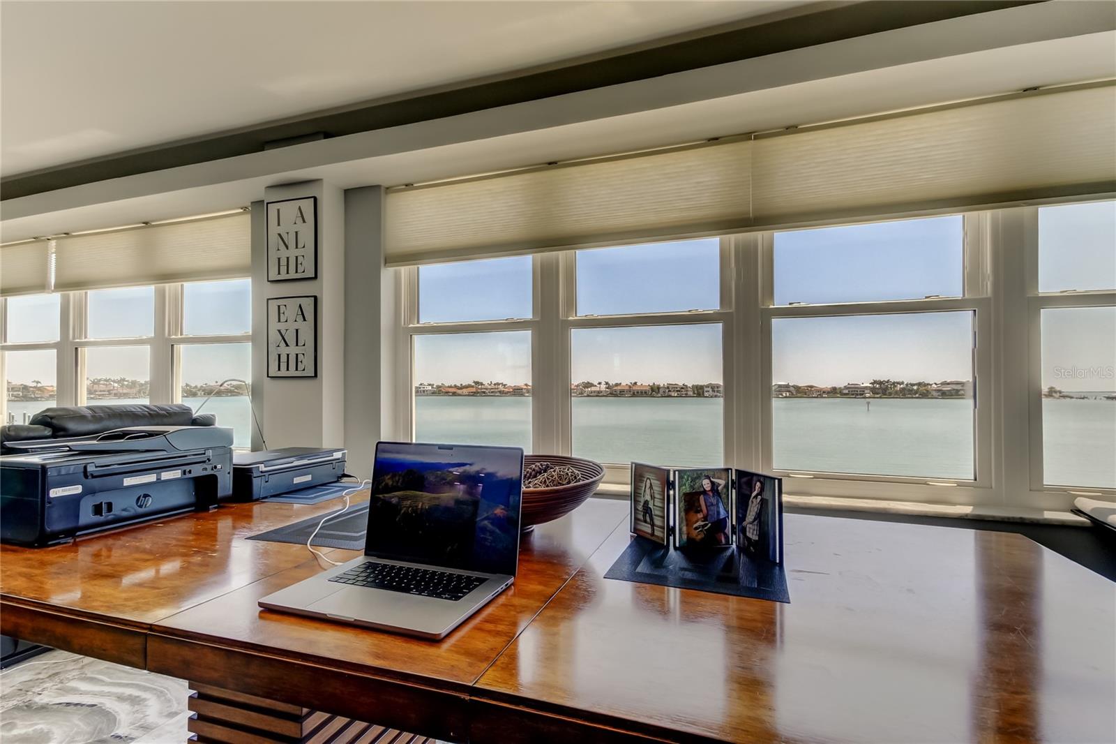 Image 29 of 81 For 5200 Brittany Drive S 204