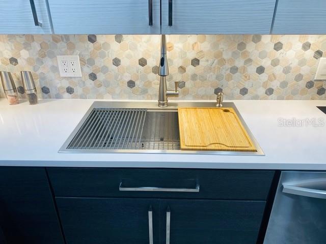 Image 8 of 81 For 5200 Brittany Drive S 204