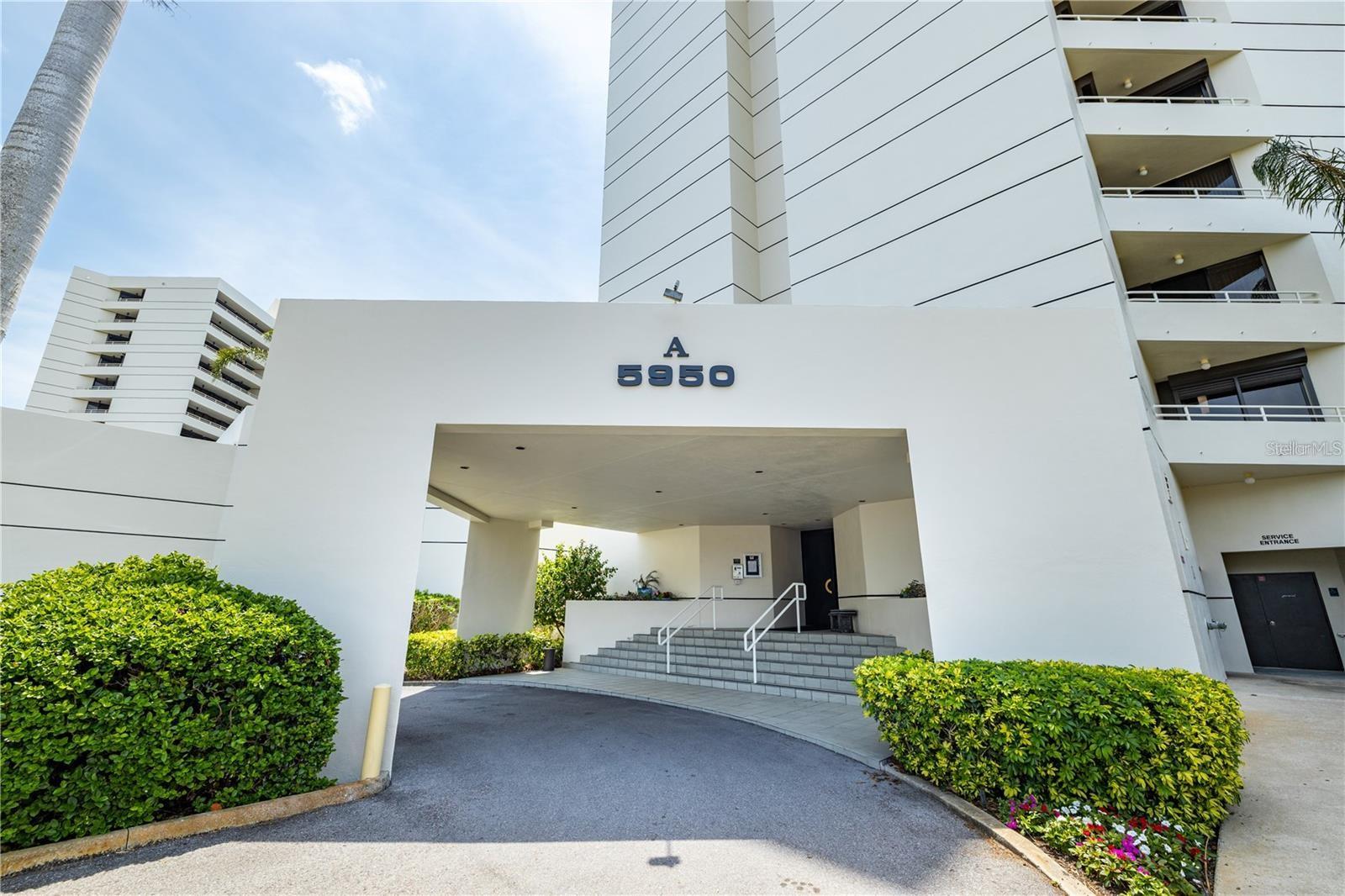 Image 3 of 29 For 5950 Pelican Bay Plaza S 204