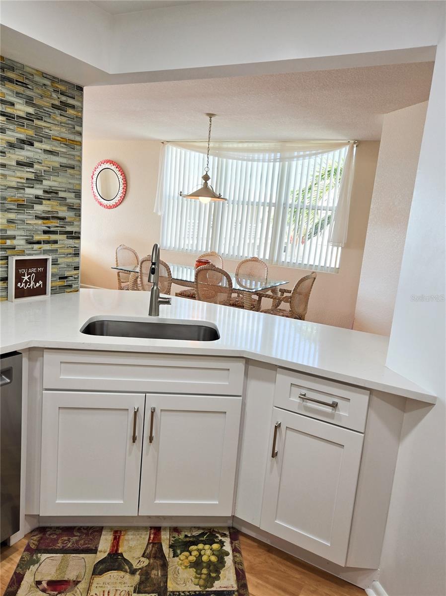 Image 9 of 32 For 6021 Bahia Del Mar Circle 540