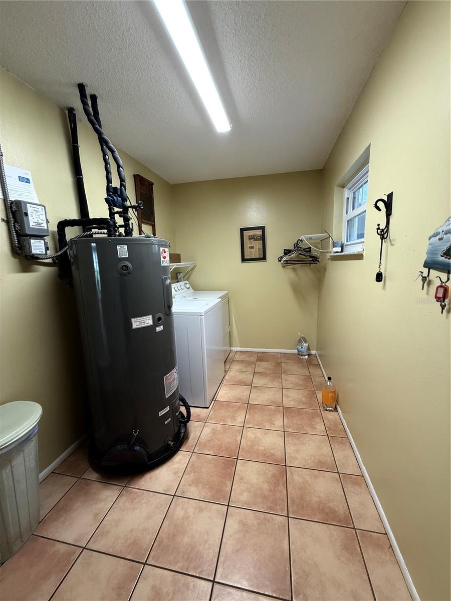 Image 13 of 25 For 6547 Lake Irene Drive