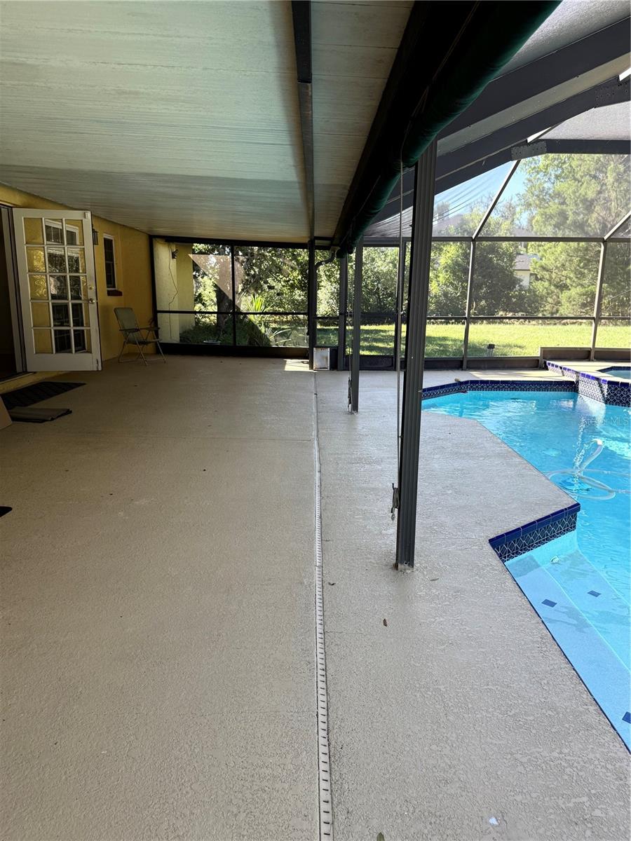 Image 14 of 25 For 6547 Lake Irene Drive