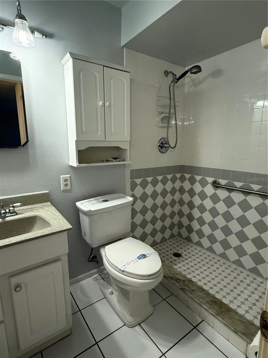 Image 16 of 25 For 6547 Lake Irene Drive