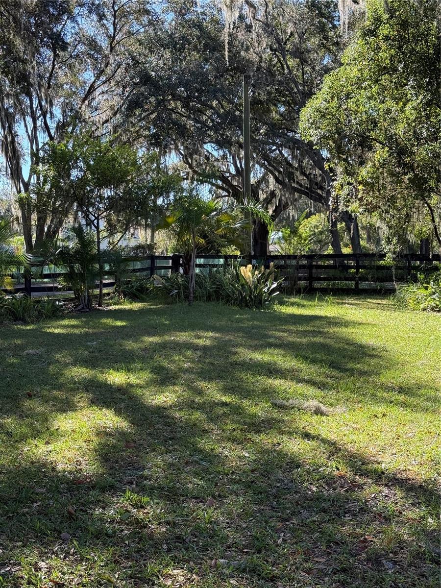 Image 4 of 25 For 6547 Lake Irene Drive