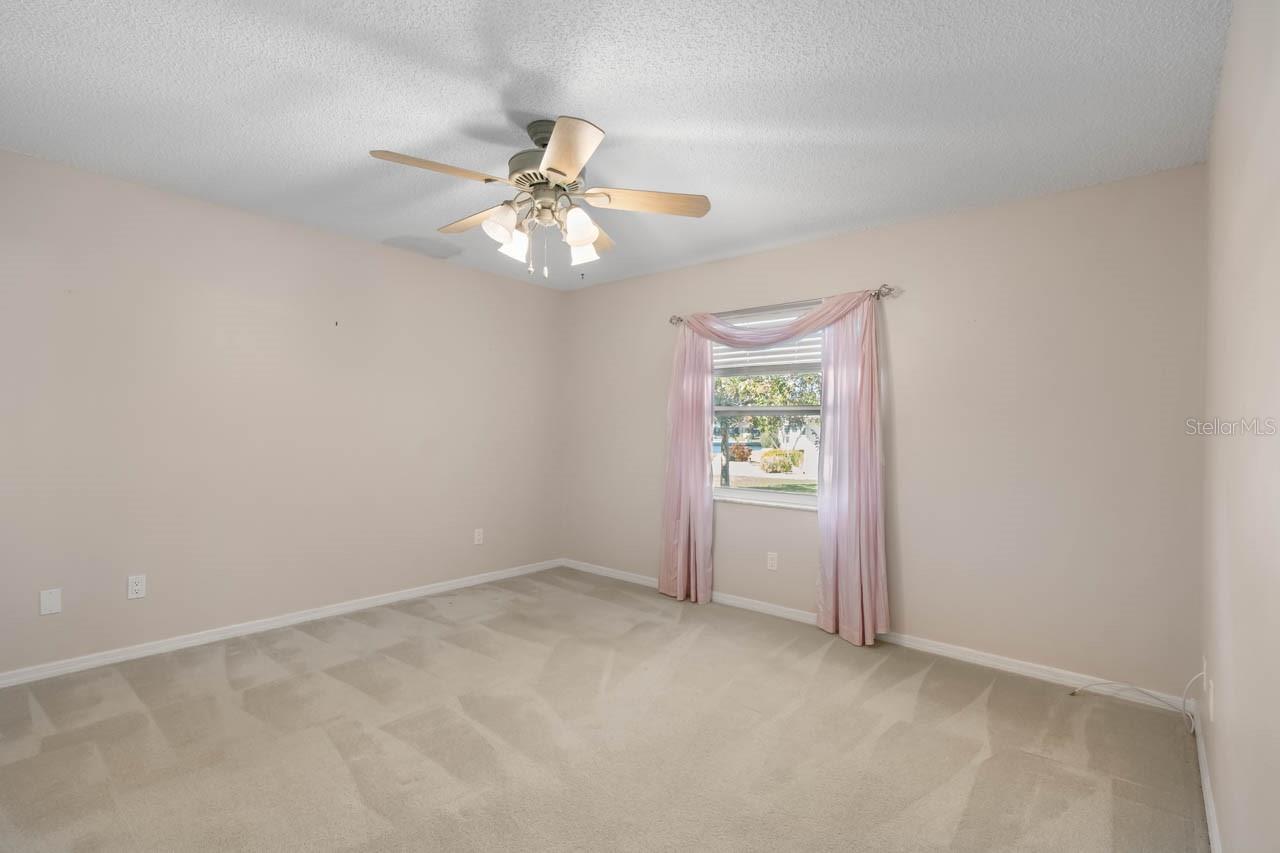 Image 10 of 24 For 910 Bluewater Drive