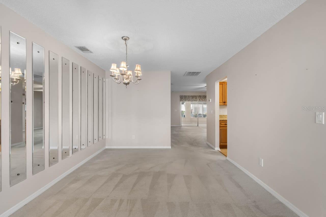 Image 5 of 24 For 910 Bluewater Drive