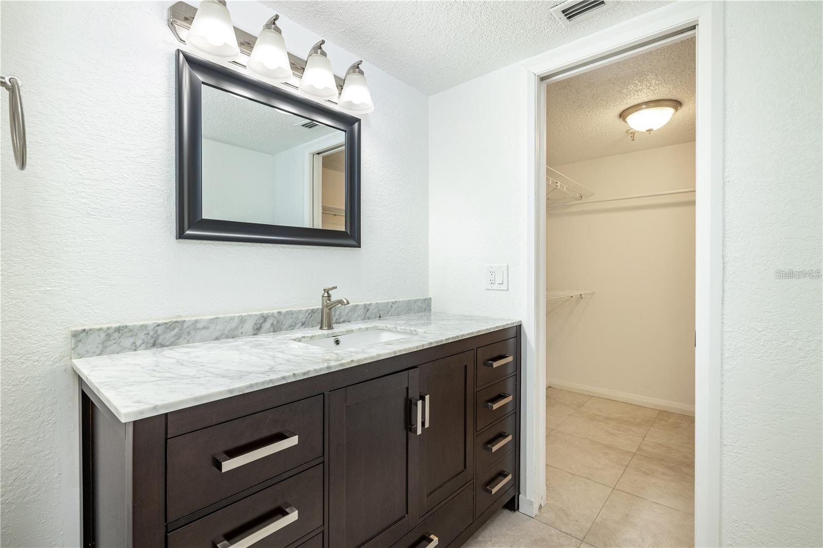 Image 18 of 29 For 5950 Pelican Bay Plaza S 204