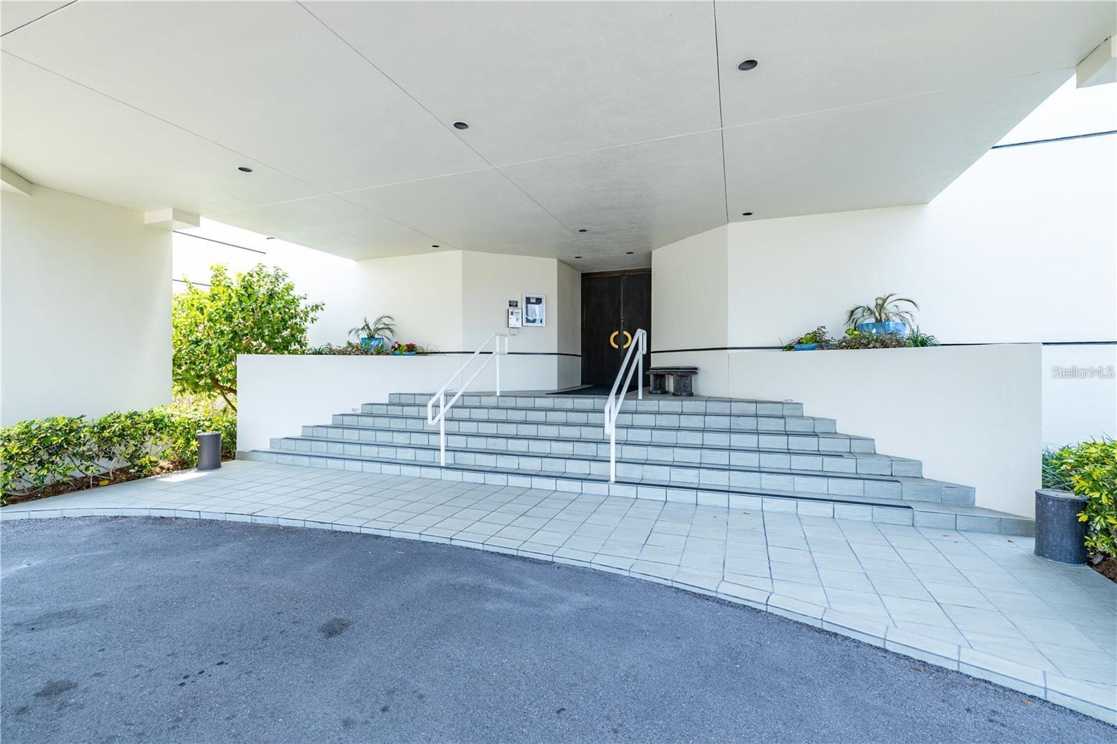 Image 26 of 29 For 5950 Pelican Bay Plaza S 204