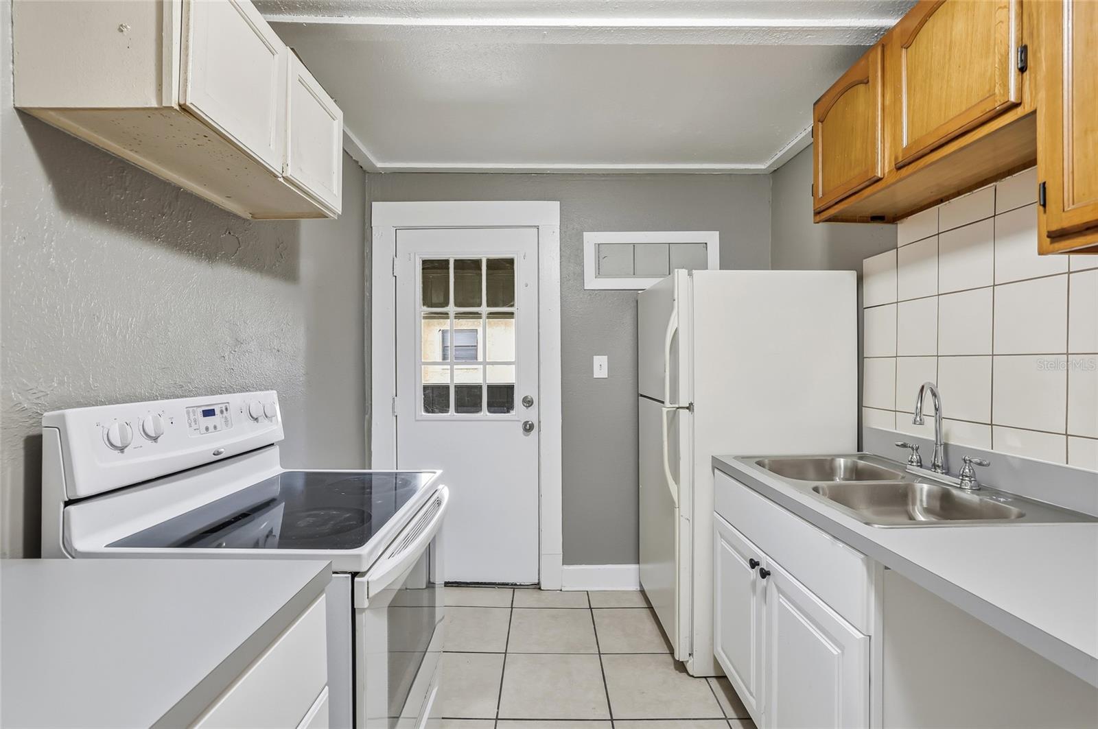 Image 13 of 28 For 709 Virginia Avenue