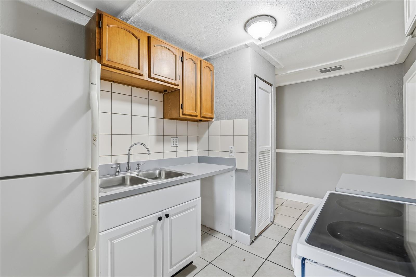 Image 15 of 28 For 709 Virginia Avenue