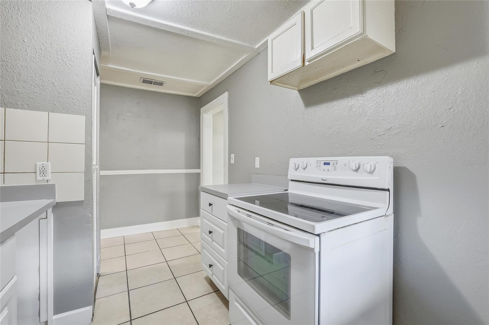 Image 17 of 28 For 709 Virginia Avenue