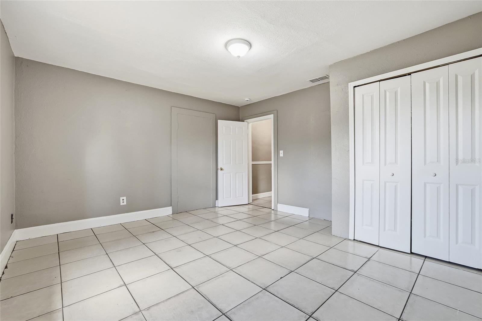 Image 23 of 28 For 709 Virginia Avenue