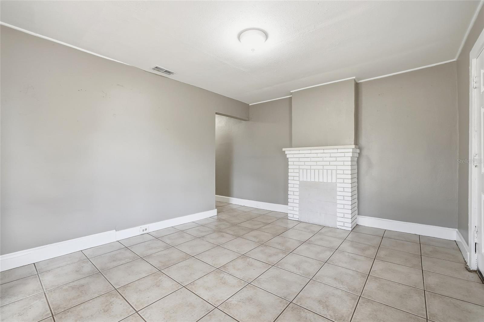 Image 7 of 28 For 709 Virginia Avenue