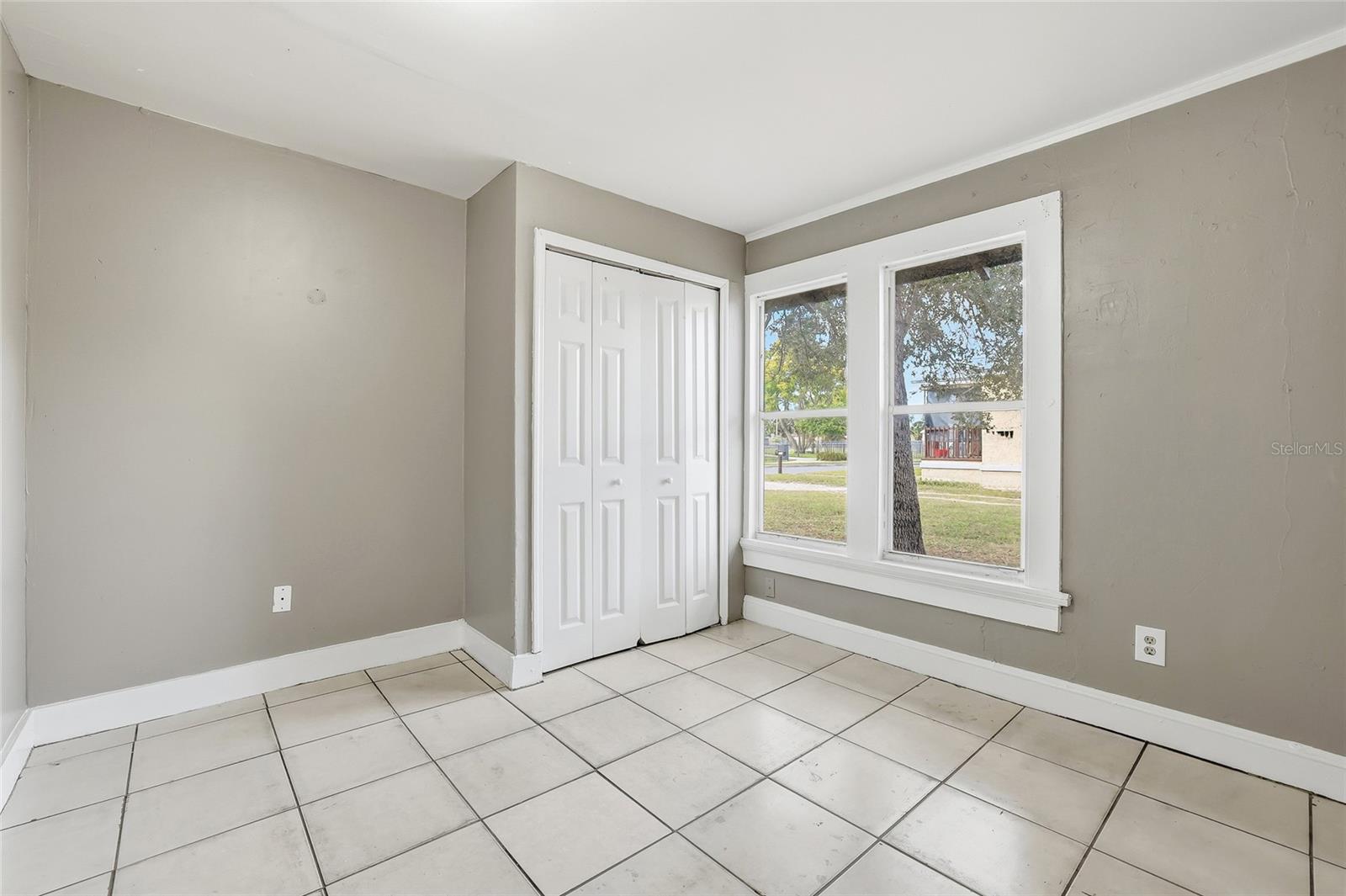 Image 9 of 28 For 709 Virginia Avenue