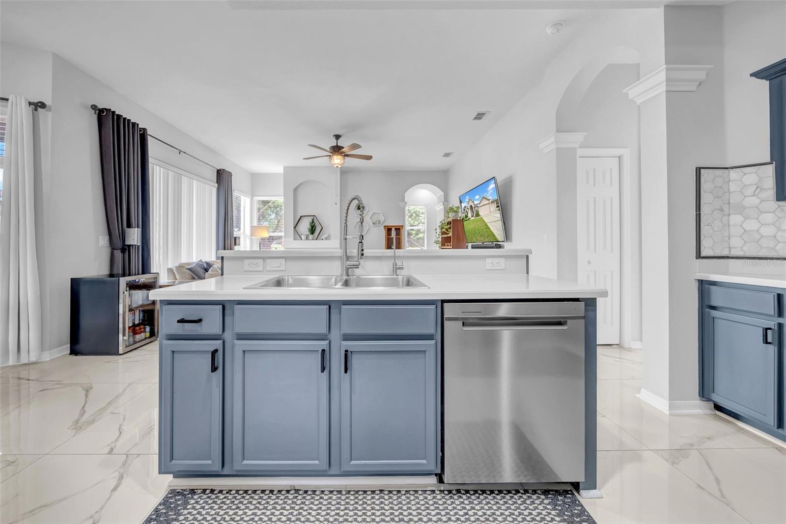 Image 17 of 77 For 4455 Gevalia Drive 1