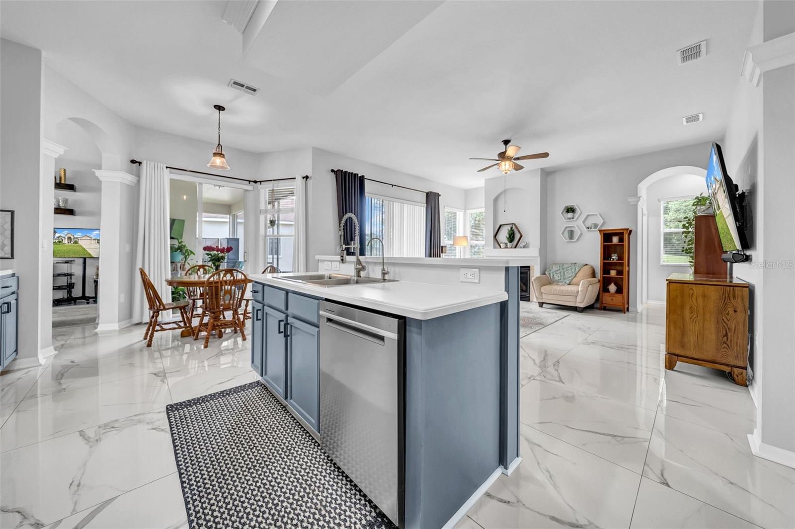 Image 18 of 77 For 4455 Gevalia Drive 1