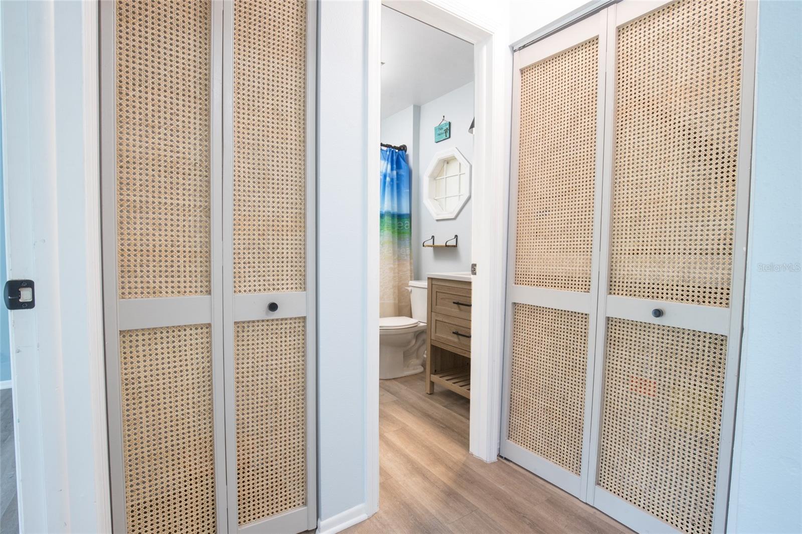 Image 17 of 28 For 3196 Cloverplace Drive