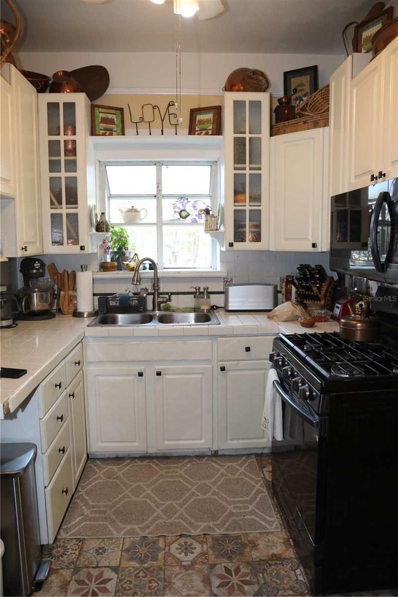 Image 10 of 45 For 8410 Mitchell Avenue