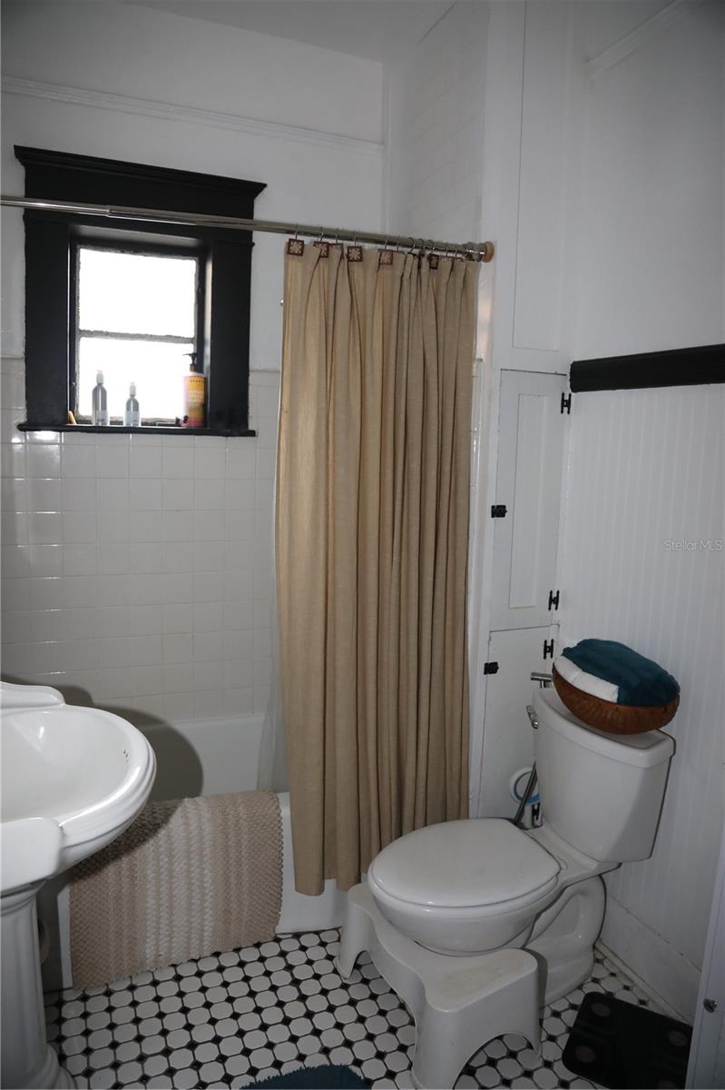 Image 14 of 45 For 8410 Mitchell Avenue