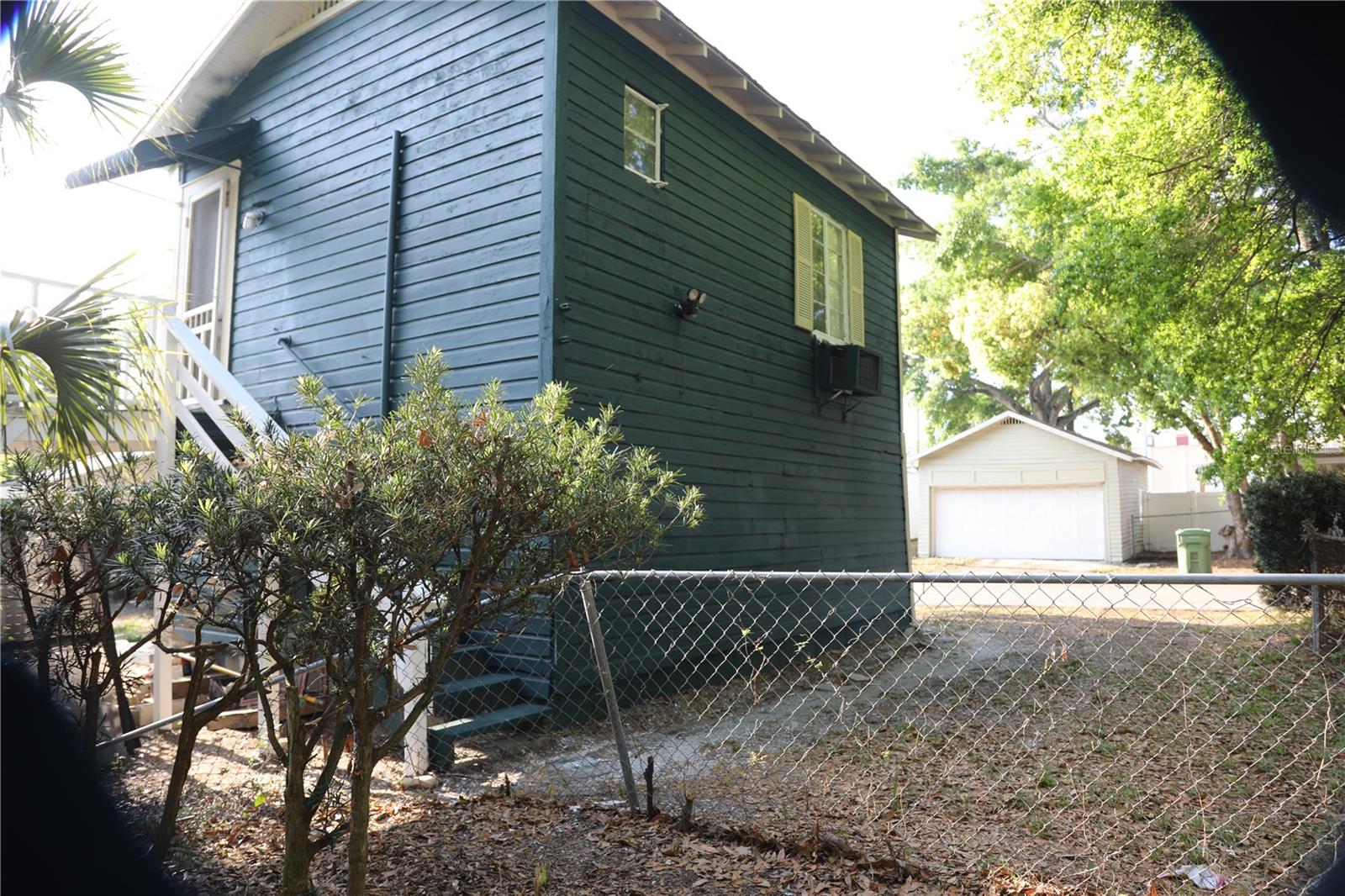 Image 5 of 45 For 8410 Mitchell Avenue