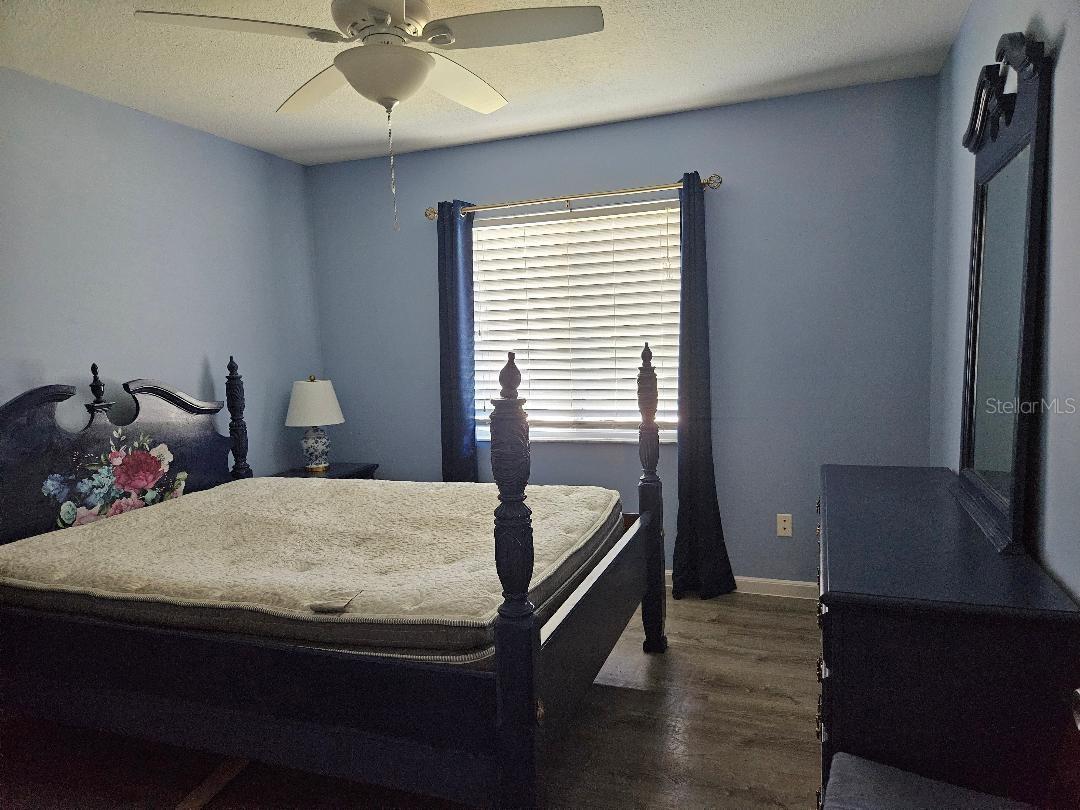 Image 22 of 72 For 901 Hendon Court 0