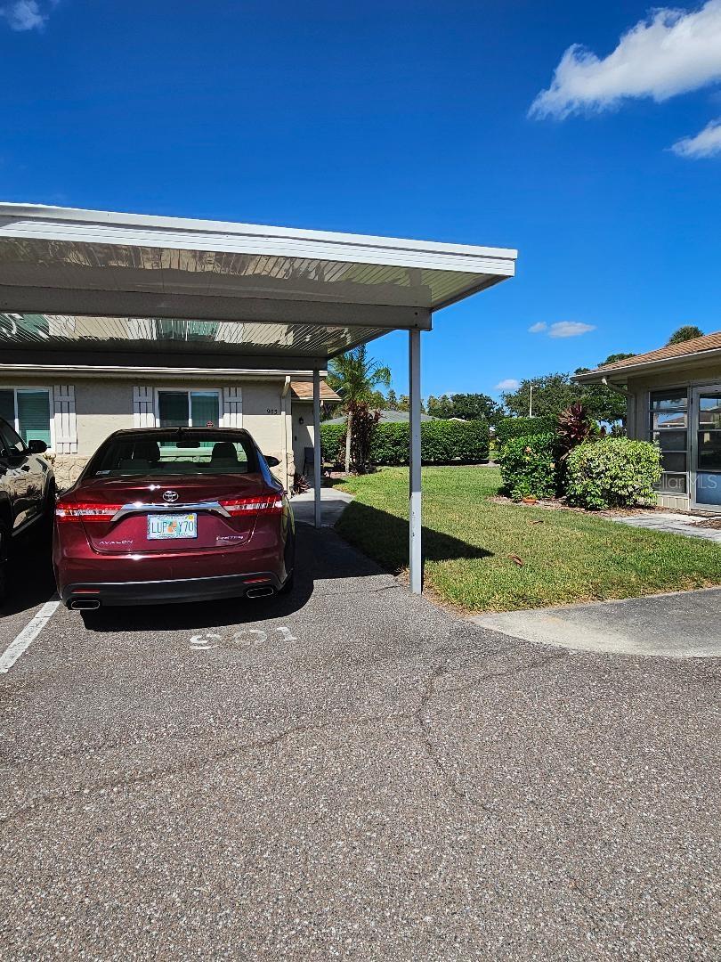 Image 8 of 72 For 901 Hendon Court 0