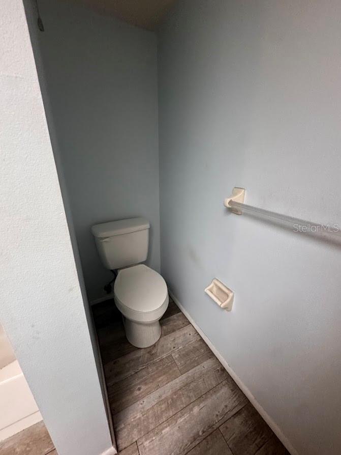 Image 14 of 22 For 670 Green Valley Road F9