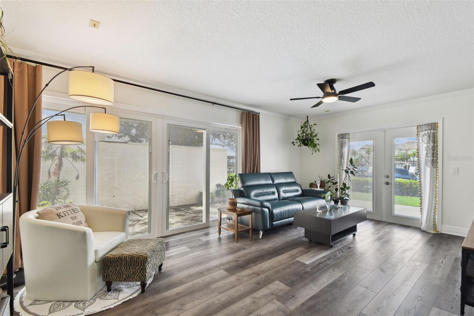 Image 15 of 60 For 4304 Harbor House Drive