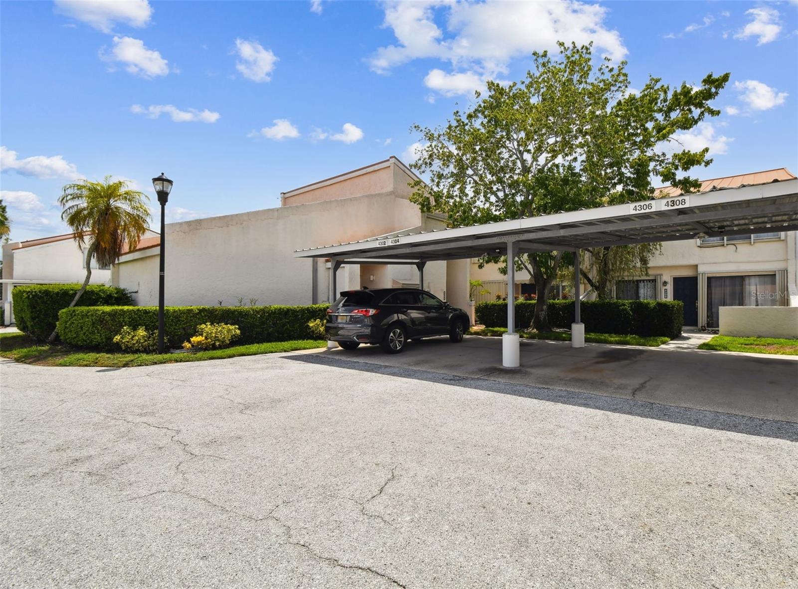 Image 44 of 60 For 4304 Harbor House Drive