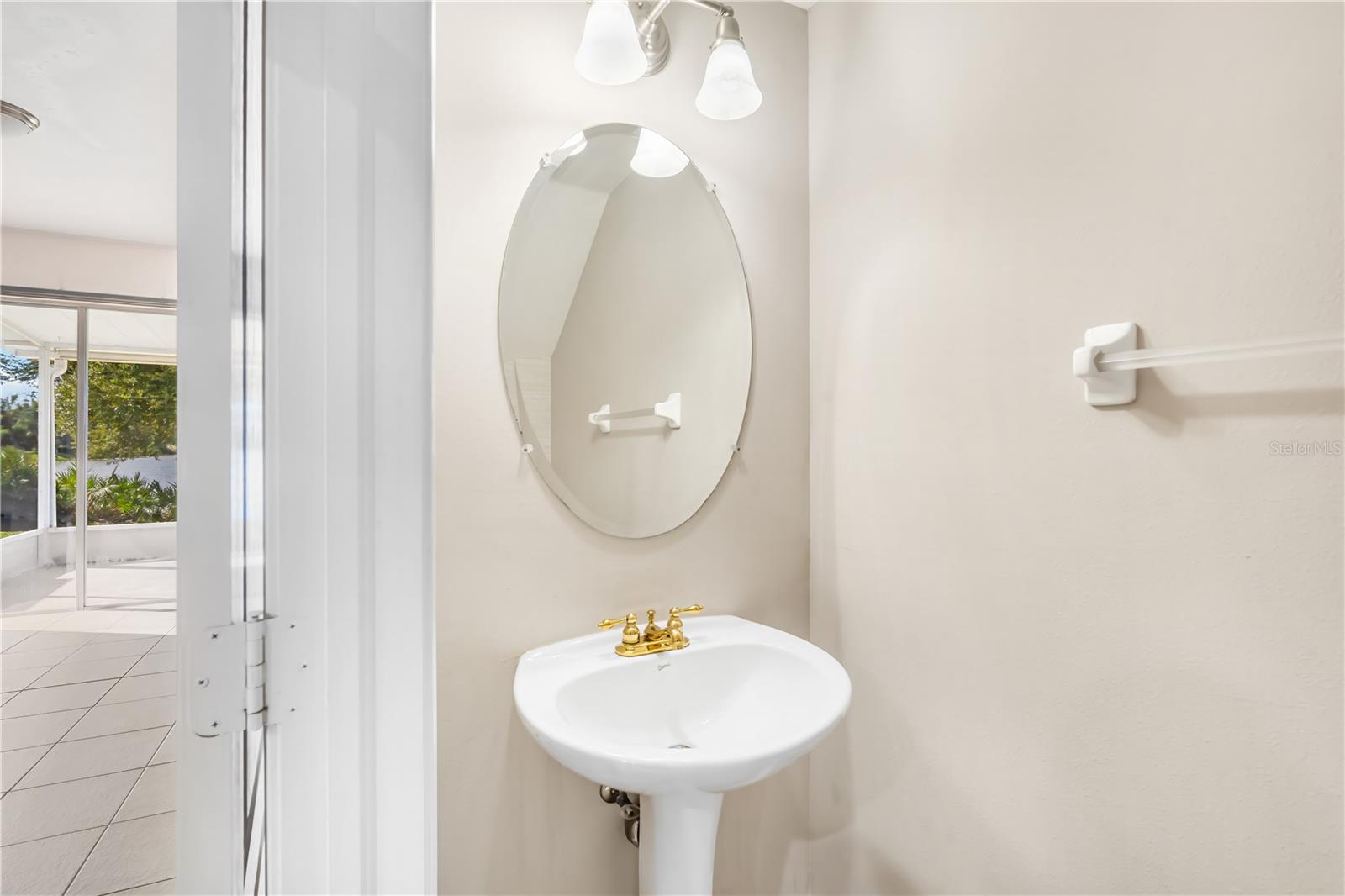 Image 7 of 26 For 8558 Sandy Beach Street