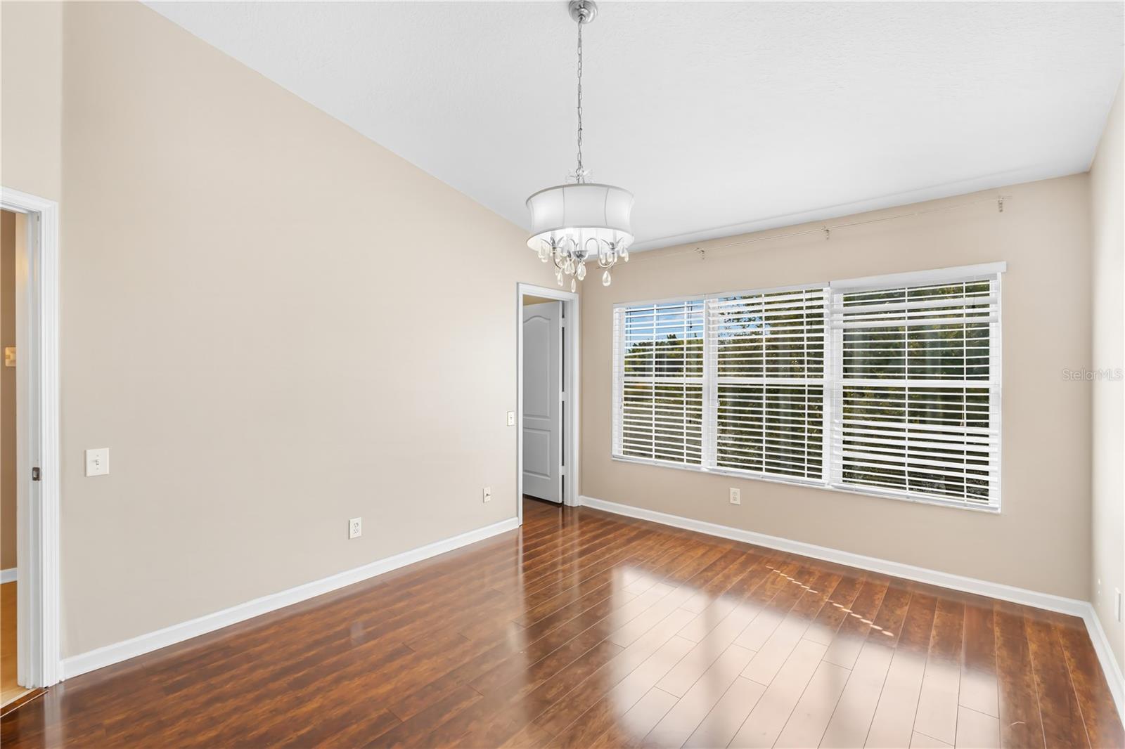 Image 9 of 26 For 8558 Sandy Beach Street