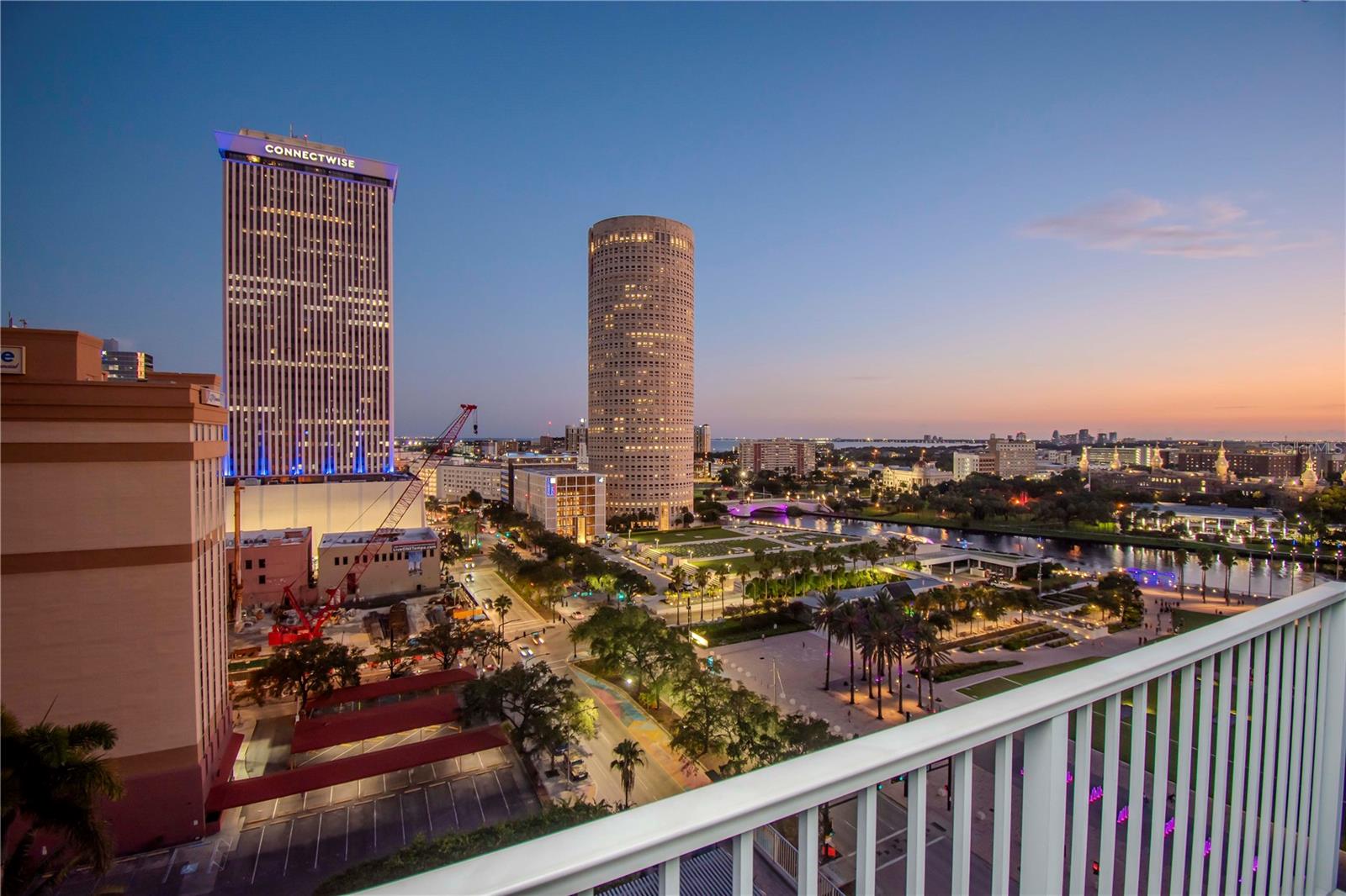 Image 14 of 26 For 777 Ashley Drive 1204