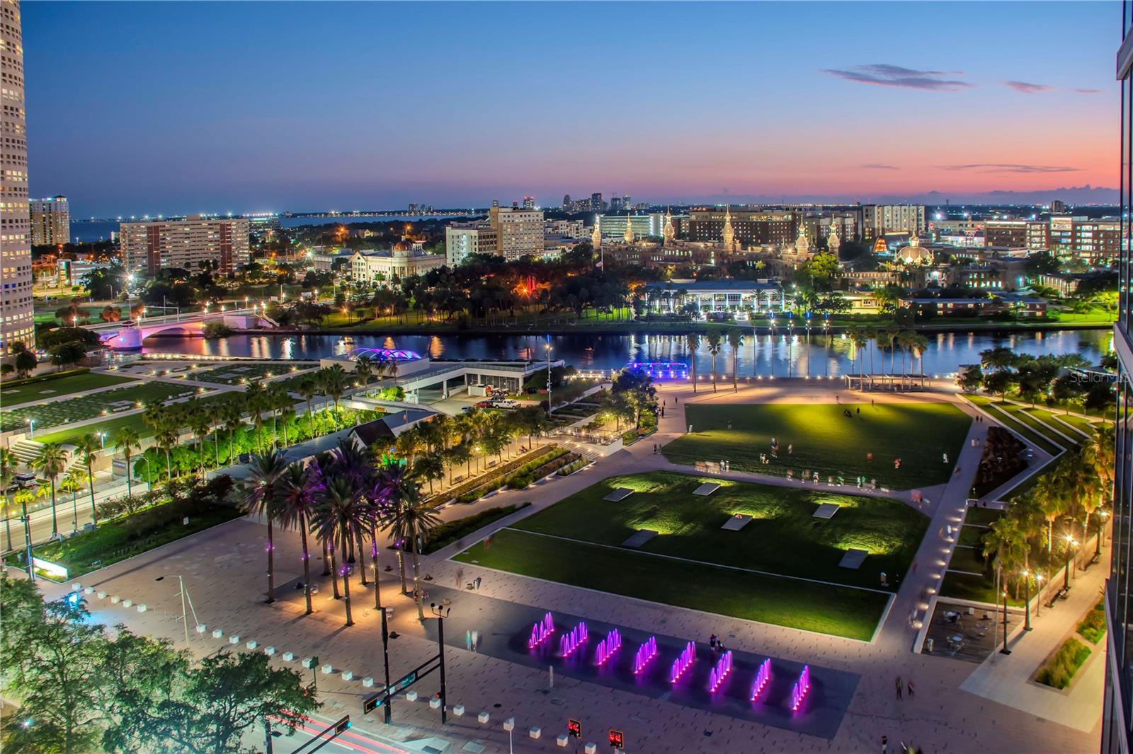 Image 22 of 26 For 777 Ashley Drive 1204