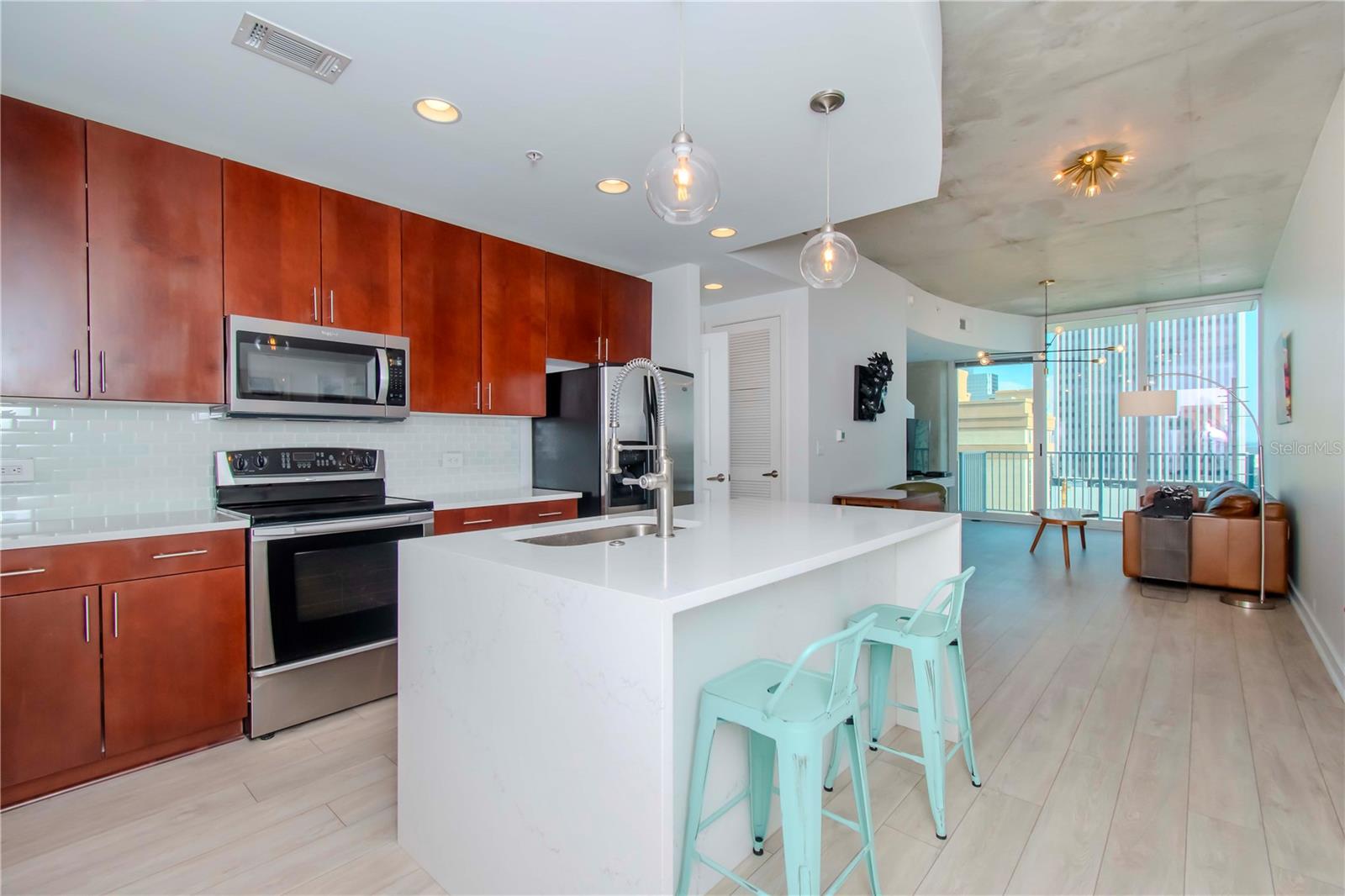 Image 6 of 26 For 777 Ashley Drive 1204