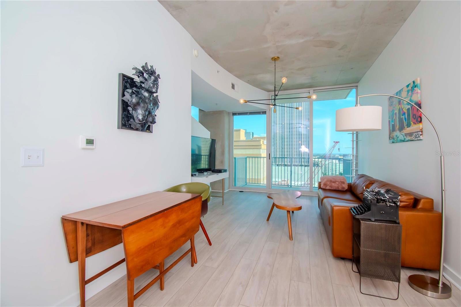 Image 8 of 26 For 777 Ashley Drive 1204