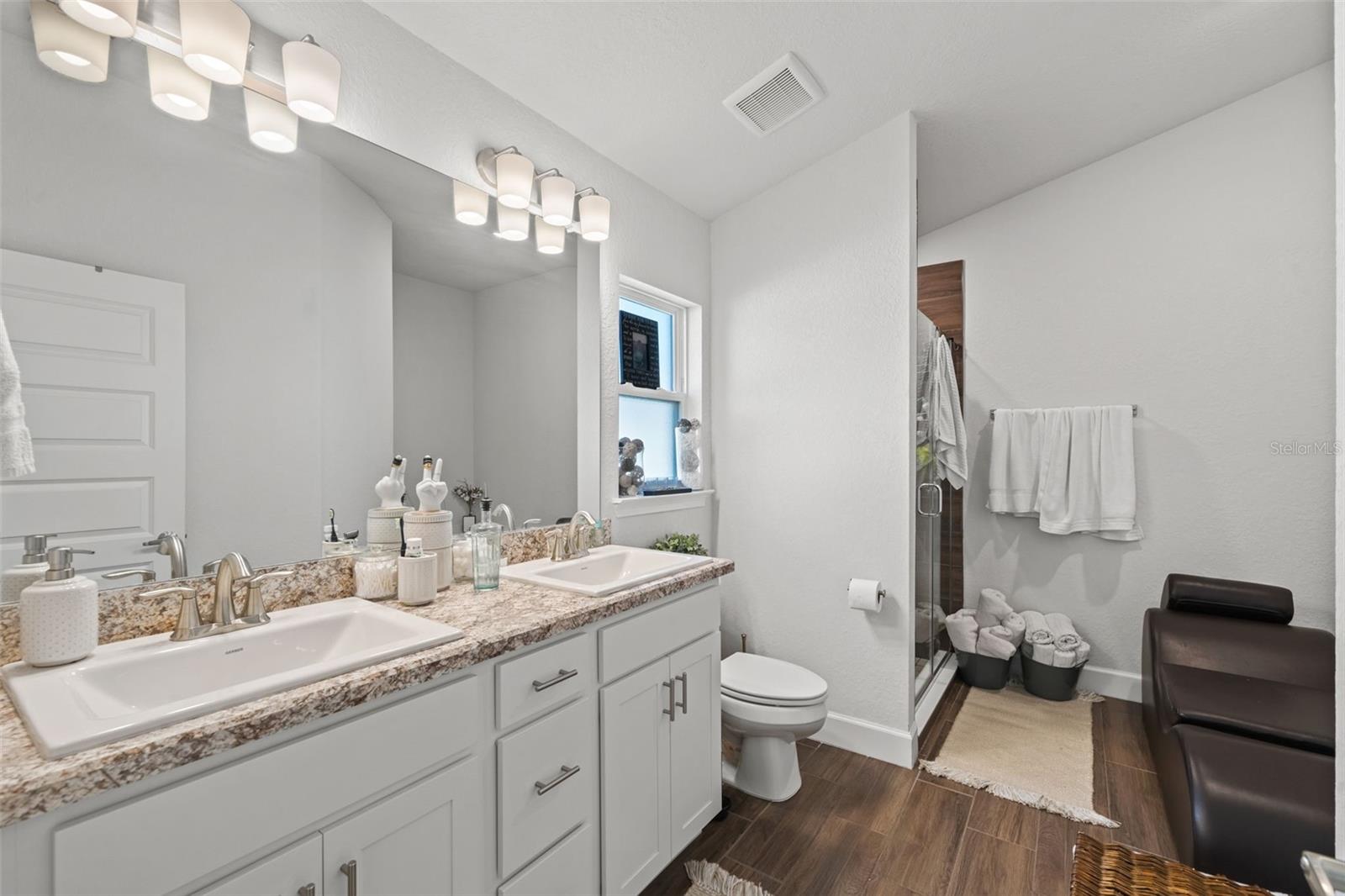 Image 20 of 36 For 199 Bittern Loop