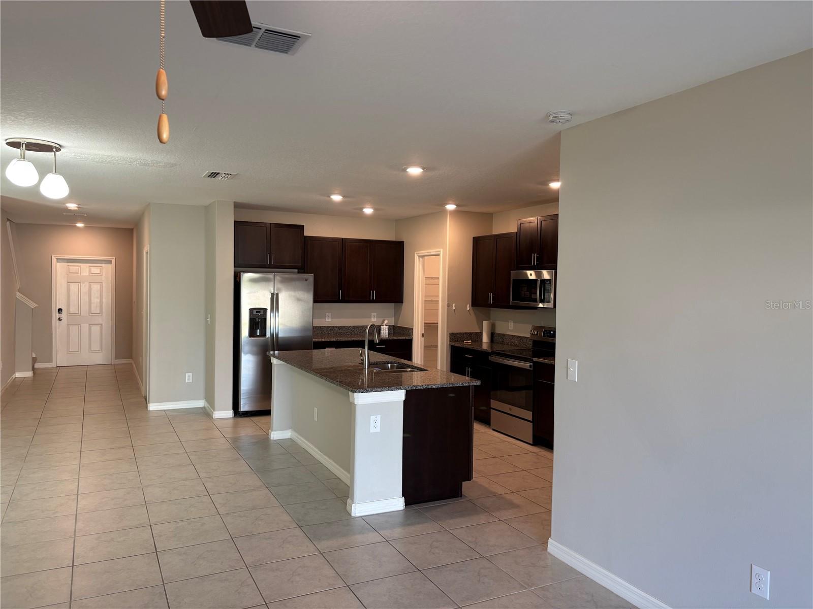 Image 2 of 7 For 9520 Lemon Drop Loop