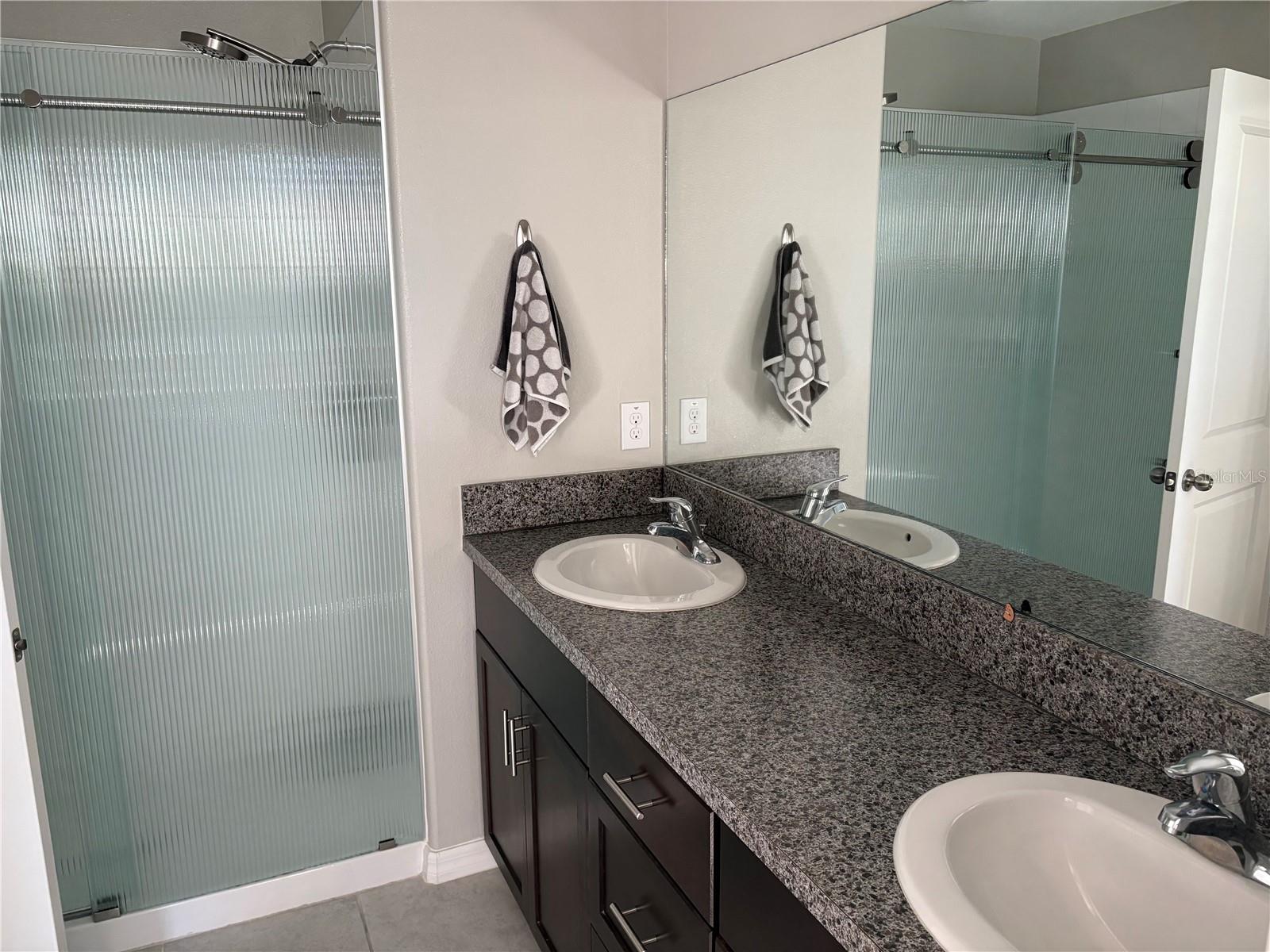 Image 5 of 7 For 9520 Lemon Drop Loop