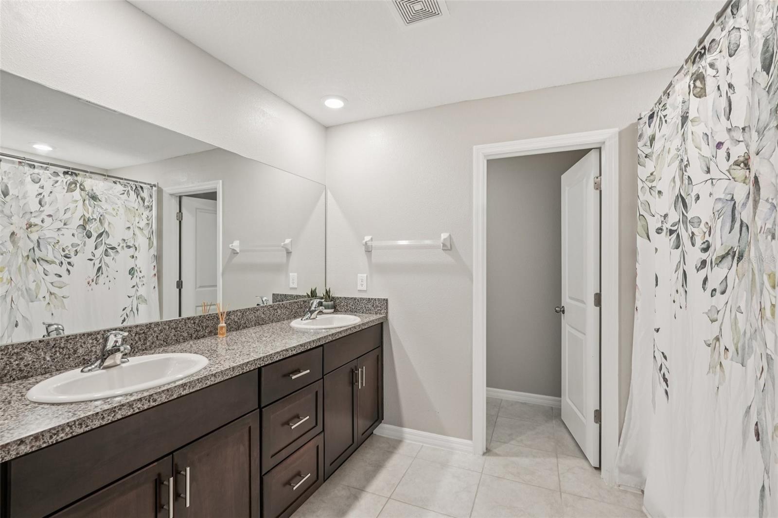 Image 30 of 63 For 9402 Channing Hill Drive