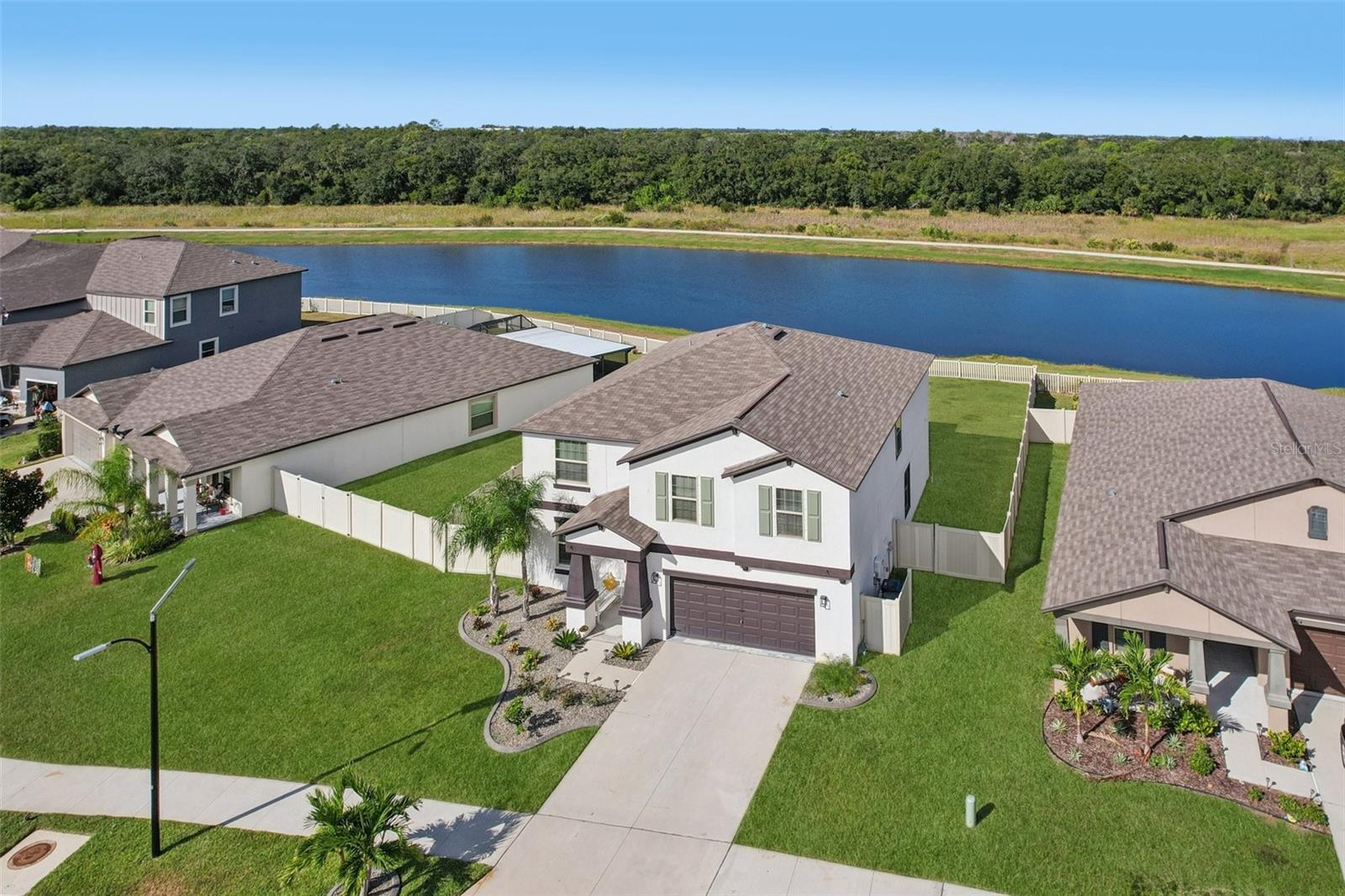 Image 4 of 63 For 9402 Channing Hill Drive