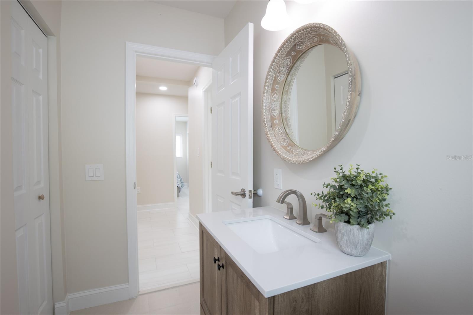 Image 25 of 48 For 1794 Santa Barbara Dr