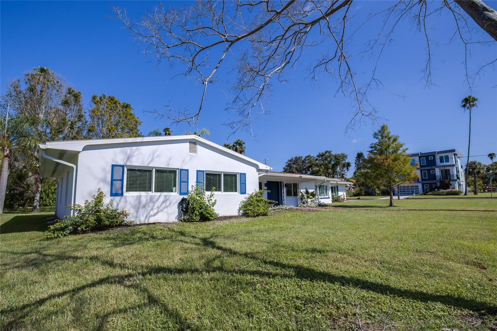 Image 30 of 48 For 1794 Santa Barbara Dr