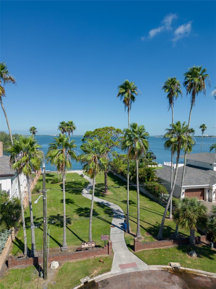 Image 32 of 48 For 1794 Santa Barbara Dr