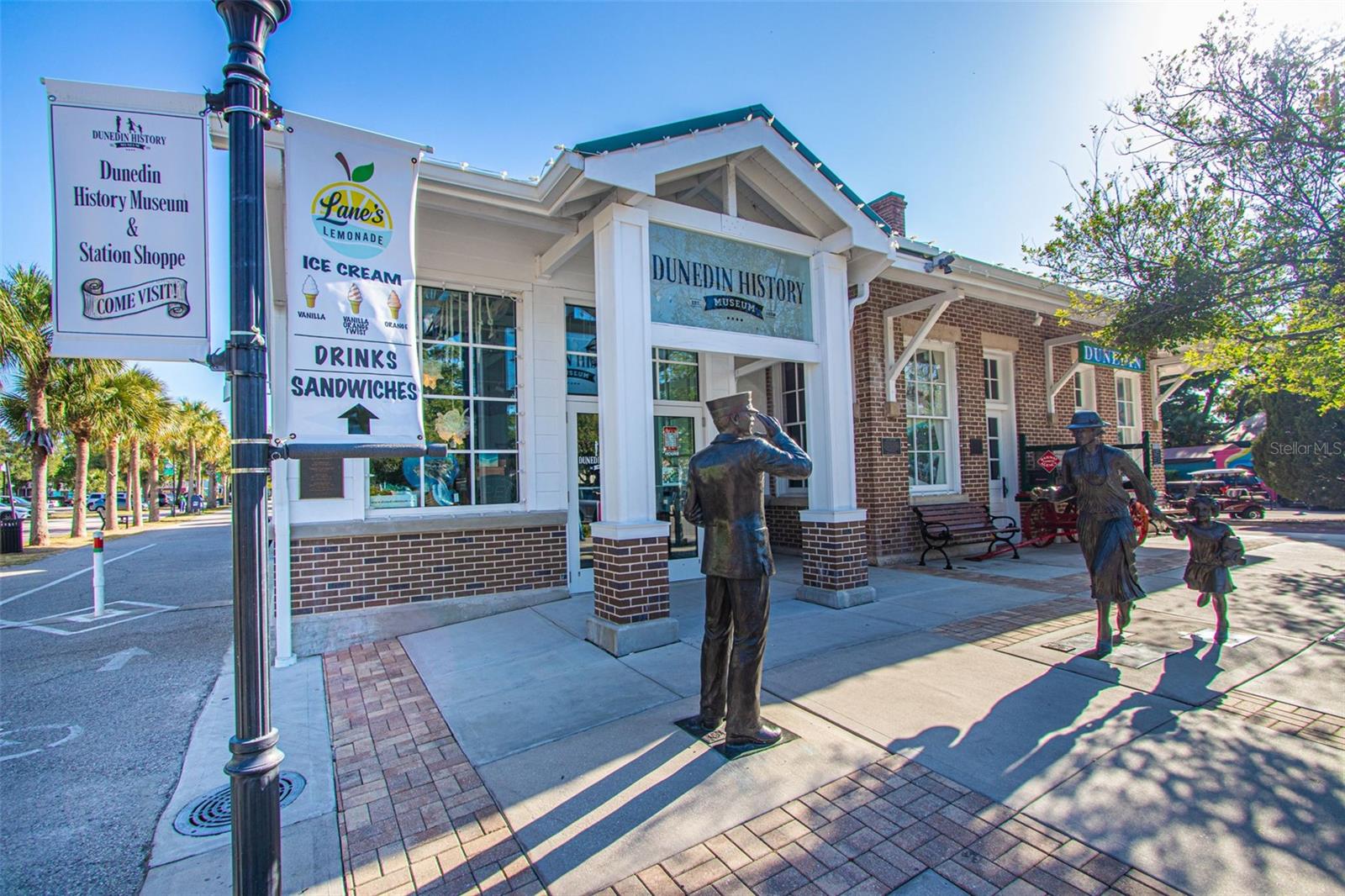 Image 43 of 48 For 1794 Santa Barbara Dr