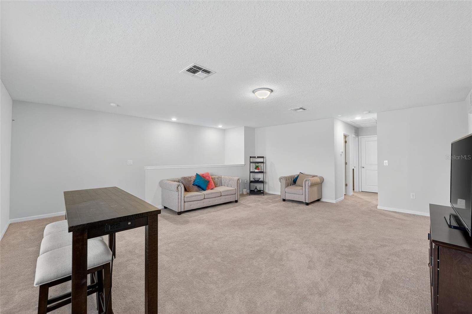 Image 16 of 41 For 1015 Golden Shiner Avenue