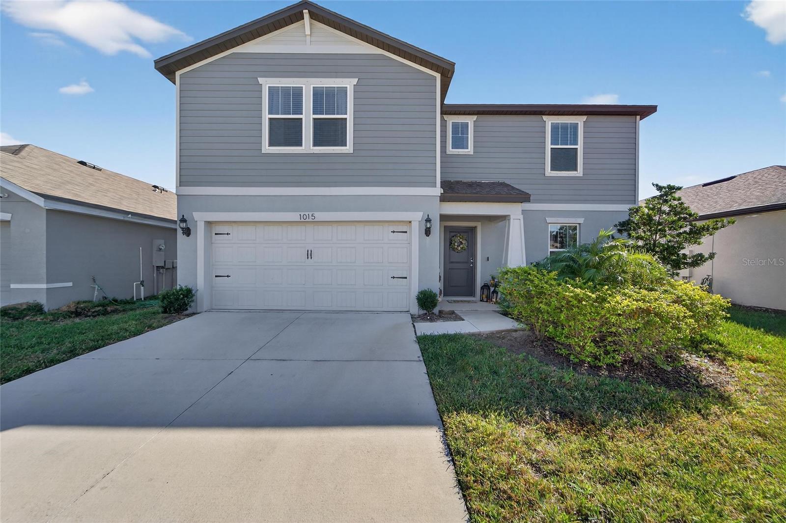 Image 2 of 41 For 1015 Golden Shiner Avenue